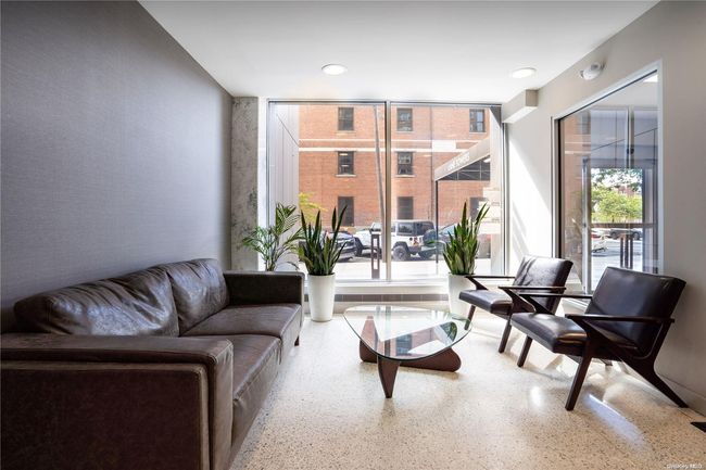 lobby | Image 19