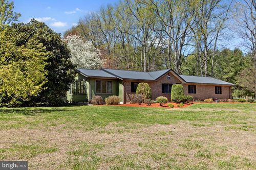 865 Barney Jenkins Rd, FELTON, DE, 19943-5760 | Card Image