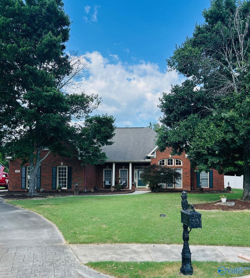 115 Misty Hollow Way, Huntsville, AL, 35806-4228 | Card Image