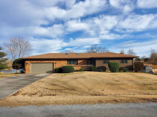 11608 Laurelwood Ln, Carbondale, IL, 62901-0757 | Card Image