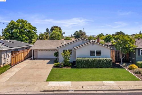 1148 Hillcrest Ct, Livermore, CA, 94550-4826 | Card Image