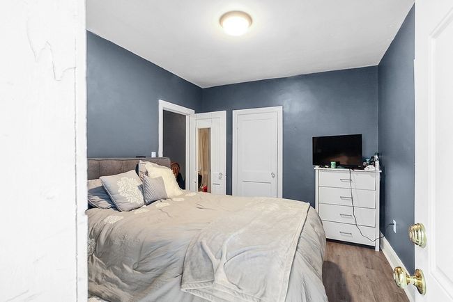 726 2 Nd St, Home with 8 bedrooms, 5 bathrooms and 3 parking in Fall River MA | Image 17