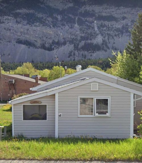 14830 21 Ave, Blairmore, AB, T0K0E0 | Card Image