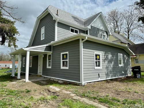 1715 S Madison St, Muncie, IN, 47302-3472 | Card Image