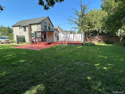 2434 Mcdowell St, Ferndale, MI, 48220-3021 | Card Image