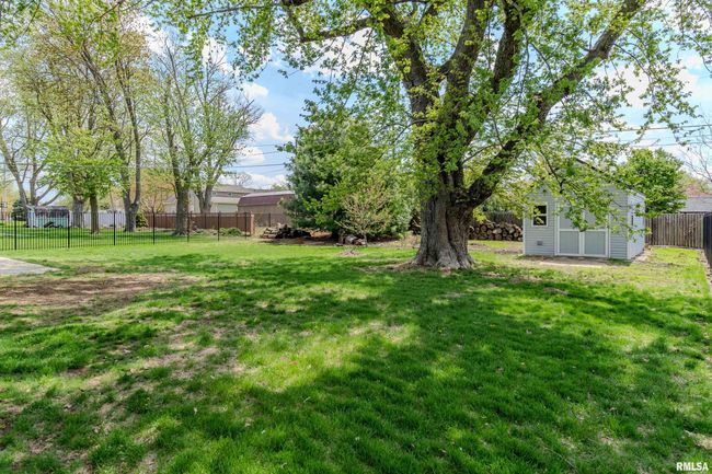 501 W High St, House other with 3 bedrooms, 2 bathrooms and null parking in Roanoke IL | Image 13