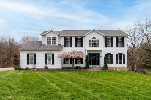 6962 Maple Glen Ave Nw, North Canton, OH, 44720-9412 | Card Image