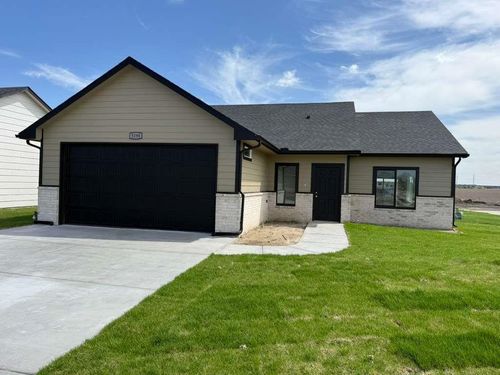 5198 N Toben Dr, Bel Aire, KS, 67226 | Card Image