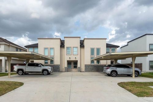 627 E Danielle St, Pharr, TX, 78577-1115 | Card Image
