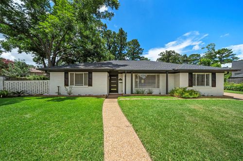 4903 Candleglow Dr, Houston, TX, 77018-1417 | Card Image