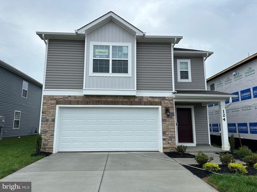 124 Charing Cross Dr, STEPHENS CITY, VA, 22655 | Card Image