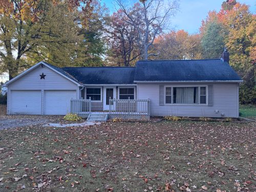 12277 Clinton Rd, Onondaga, MI, 49264-9609 | Card Image