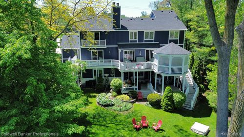 3410 Benstein Rd, Commerce Township, MI, 48382-1902 | Card Image