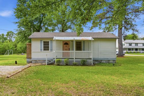 11757 Calvary Road, Willis, TX, 77318 | Card Image
