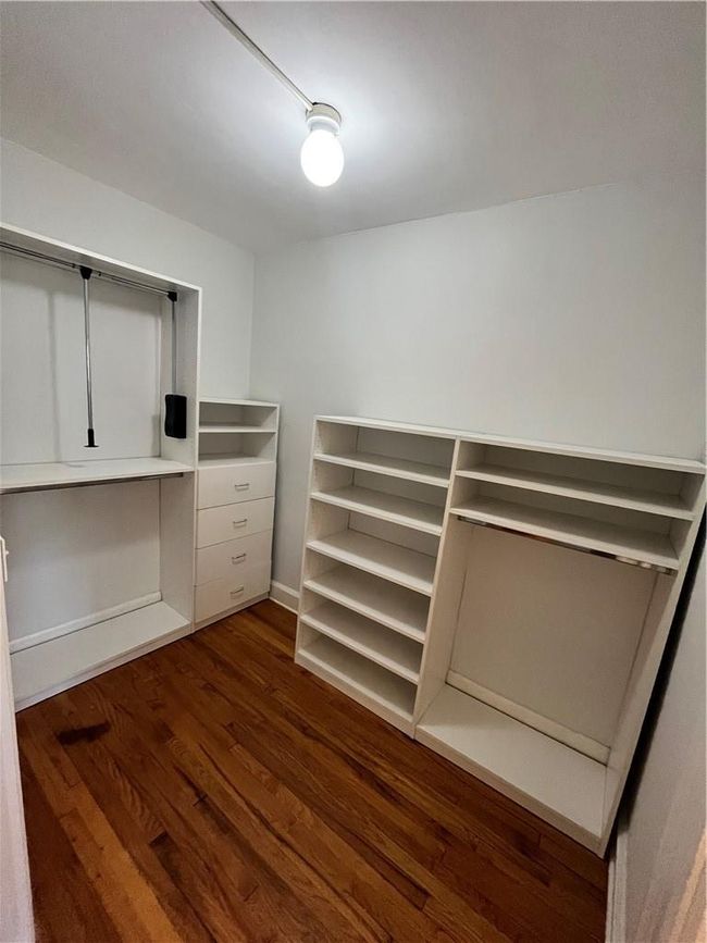 APT-4J - 23 Old Mamaroneck Rd, Home with 0 bedrooms, 1 bathrooms and null parking in White Plains NY | Image 6