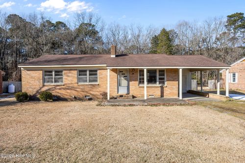 311 Crandell St, Robersonville, NC, 27871-9202 | Card Image