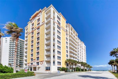 605 - 2071 S Atlantic Avenue, Condo with 3 bedrooms, 2 bathrooms and null parking in Daytona Beach FL | Image 1