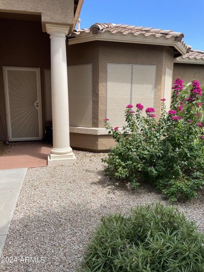 6751 S Granite Drive, House other with 3 bedrooms, 2 bathrooms and null parking in Chandler AZ | Image 2