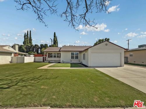 10014 Montgomery Ave, North Hills, CA, 91343-1630 | Card Image