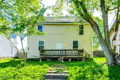 413 Henry St, Mansfield, OH, 44907-1210 | Card Image