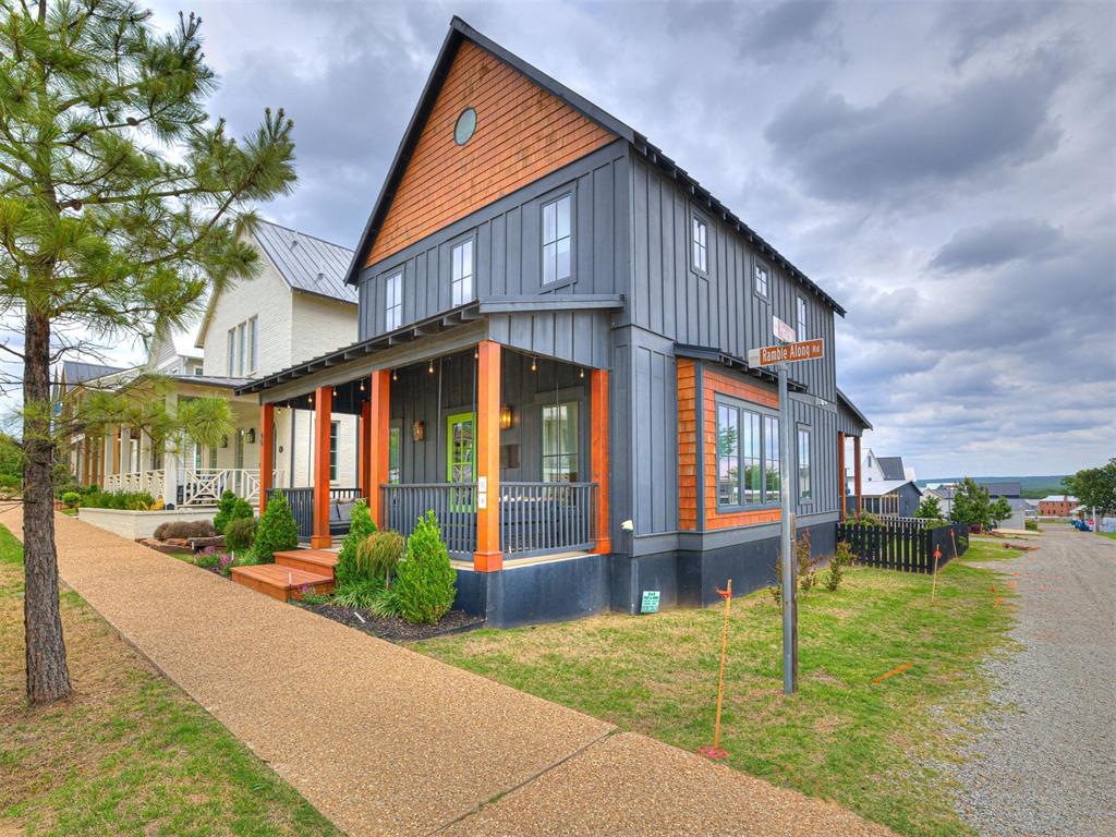 Residential in Carlton Landing 2