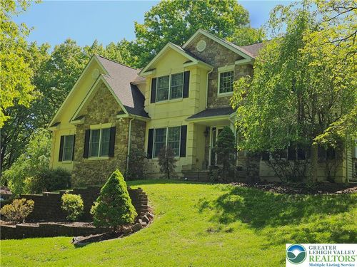 1200 Paxinosa Rd E, Forks Twp, PA, 18040-1343 | Card Image