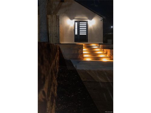 3060 W 55th Pl, Denver, CO, 80221-6526 | Card Image