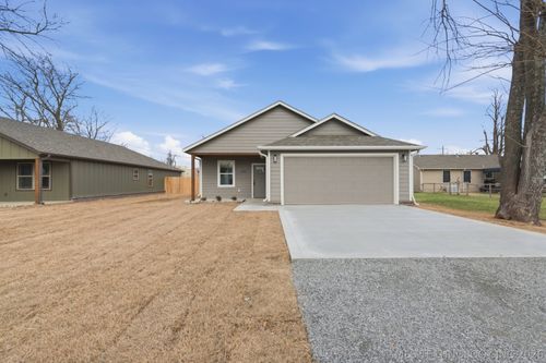 323 A St Nw, Inola, OK, 74036-3418 | Card Image