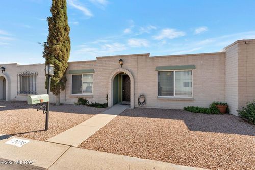 7070 E Calle Del Sol, Tucson, AZ, 85710-4838 | Card Image