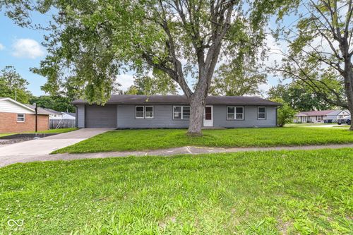 1705 Woodbine Dr, Anderson, IN, 46011-2621 | Card Image