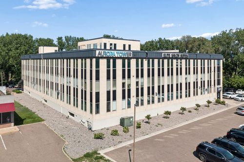 10700 Highway 55, Plymouth, MN, 55441-6100 | Card Image
