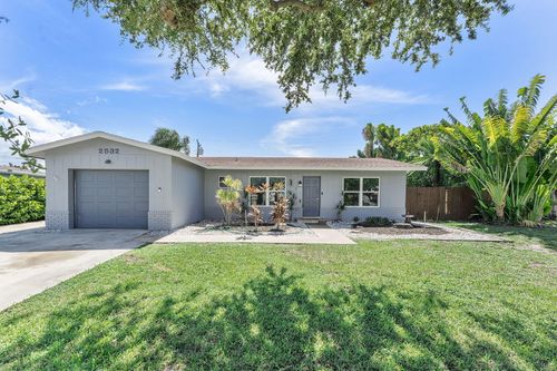 2532 Sw 11th Ct, Boynton Beach, FL, 33426-7813 | Card Image