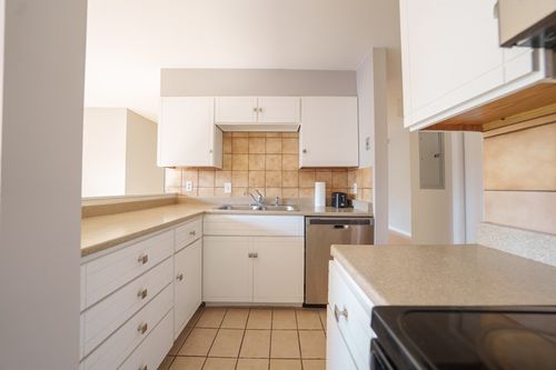 unit-2-1 Richdale Ave, Cambridge, MA, 02140-2610 | Card Image