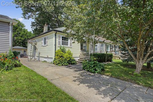 15979 Norborne, Redford, MI, 48239-3817 | Card Image