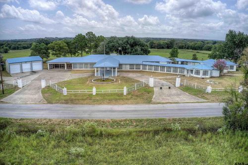 214 County Road 1900, Yantis, TX, 75497-3830 | Card Image
