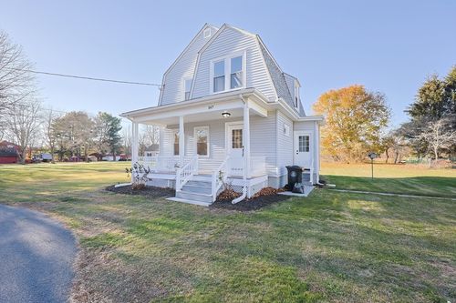 147 Bushee Rd, Swansea, MA, 02777-4234 | Card Image