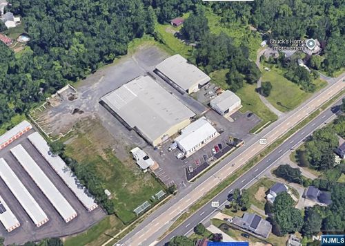 22 Us Highway 130, Bordentwn Twp, NJ, 08620-2718 | Card Image