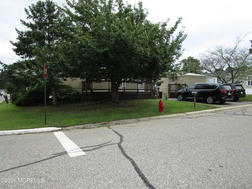 47 Beaver Ave, Whiting, NJ, 08759-3604 | Card Image