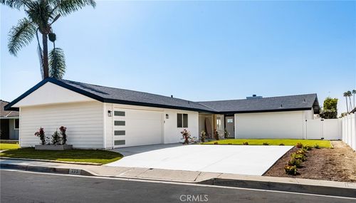 235 Via Ballena, San Clemente, CA, 92672-3708 | Card Image