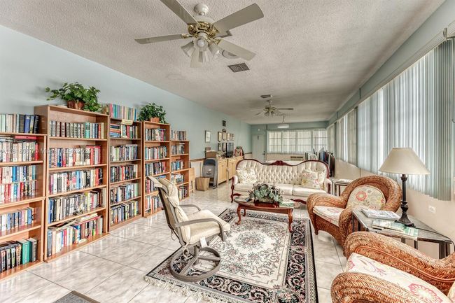 APT-149 - 1951 Ne 39 Th St, Condo with 2 bedrooms, 2 bathrooms and null parking in Lighthouse Point FL | Image 44