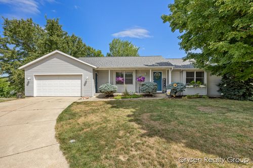 3133 N Bluff Ct, Hudsonville, MI, 49426-1577 | Card Image