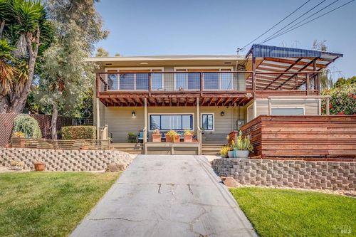 620 Hichborn St, Vallejo, CA, 94590-3716 | Card Image