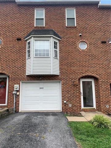 Orchard Dr, Whitehall, PA 18052