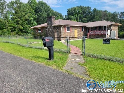 1800 Kansas St, Gadsden, AL, 35903-3730 | Card Image