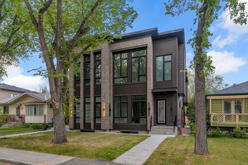 506 28 Ave Nw, Calgary, AB, T2M2K8 | Card Image