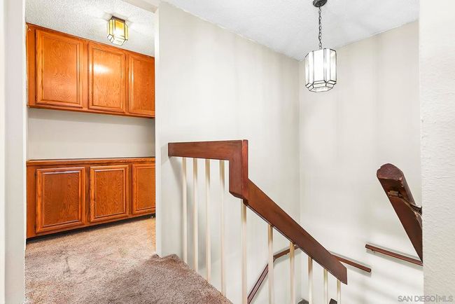 17595 Fairlie Rd, Townhouse with 3 bedrooms, 3 bathrooms and 3 parking in San Diego CA | Image 17
