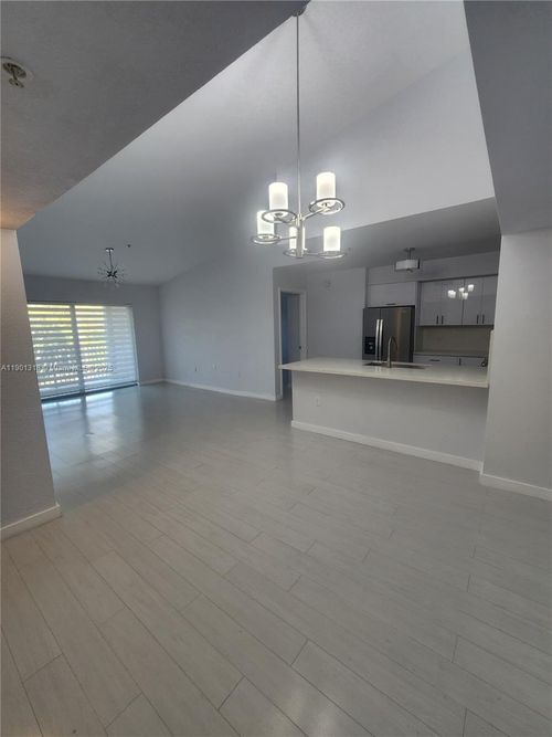 7-4440 Nw 107th Ave, Doral, FL, 33178-1883 | Card Image