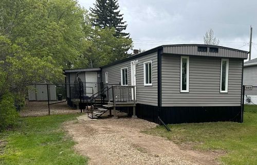 4413 44 Street, Castor, AB, T0C0X0 | Card Image
