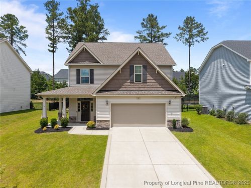 453 Falls Creek Dr, Spring Lake, NC, 28390-4608 | Card Image