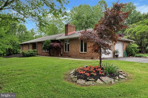 284 Starr Rd, LANDENBERG, PA, 19350-9207 | Card Image